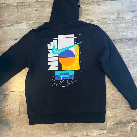 Nike jacket - Picture 3 of 6